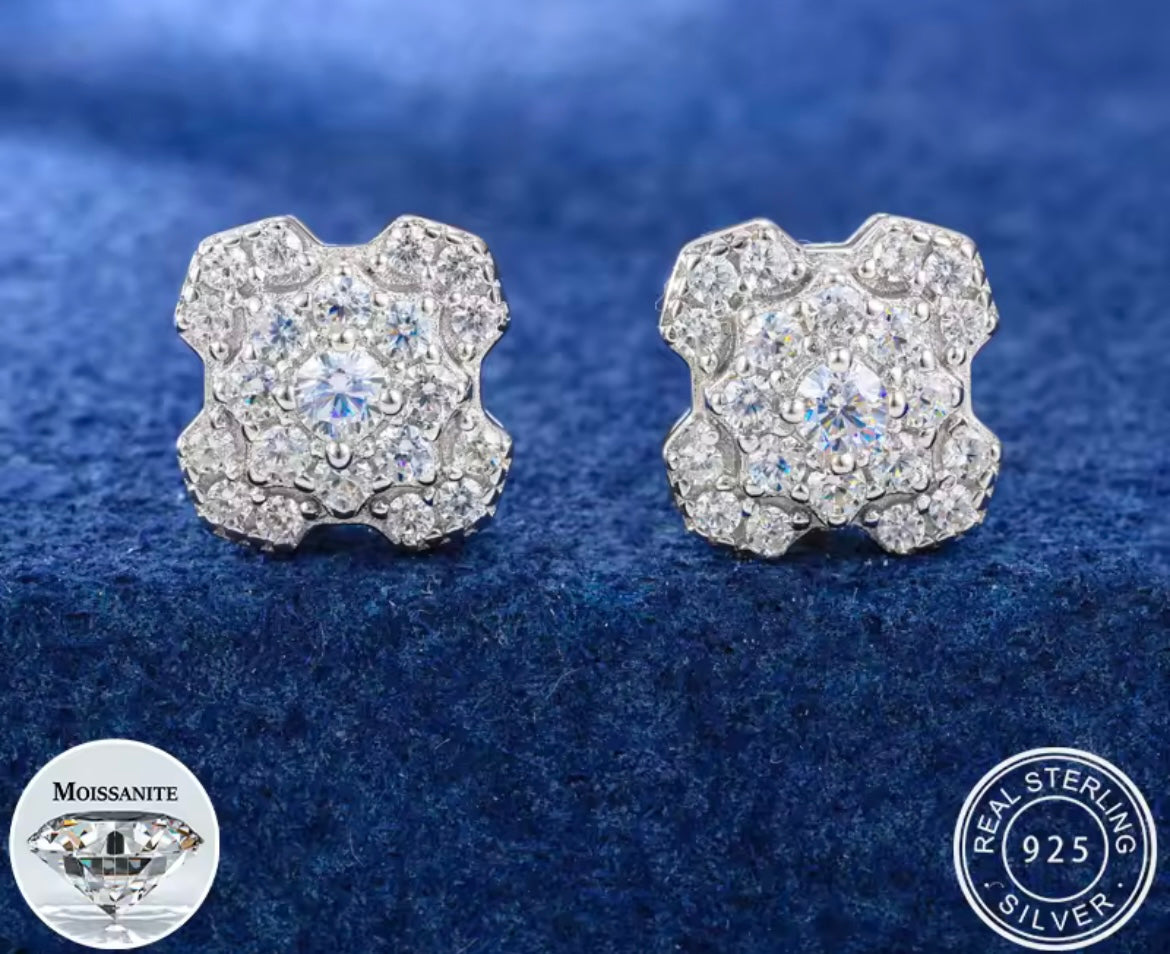 Elegant Geometry Stud Earrings