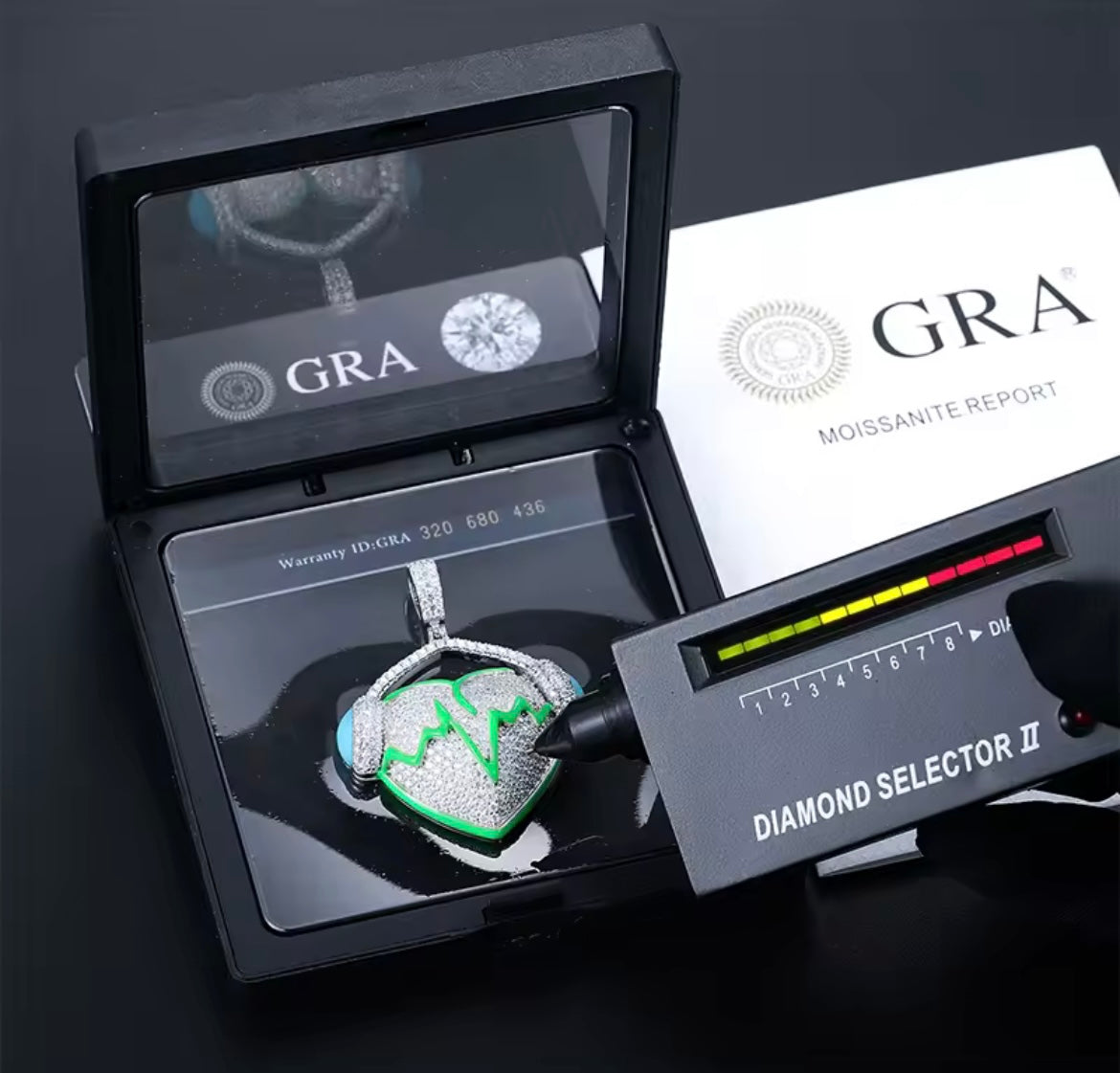 Glowing Heart With Earphone Pendant