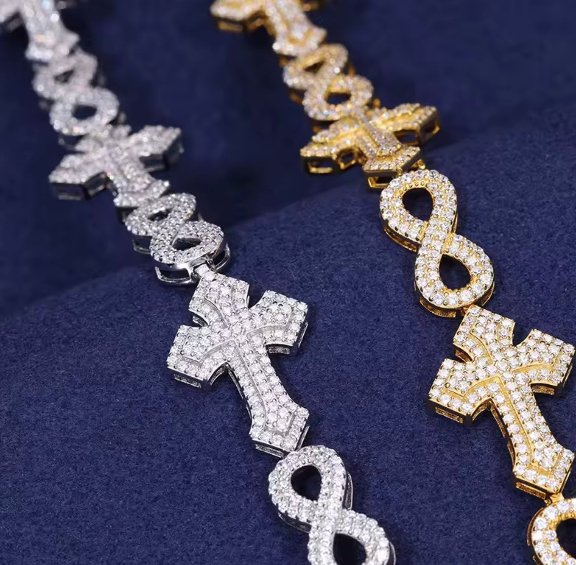 Shape 8 Cross Cuban Link Bracelet