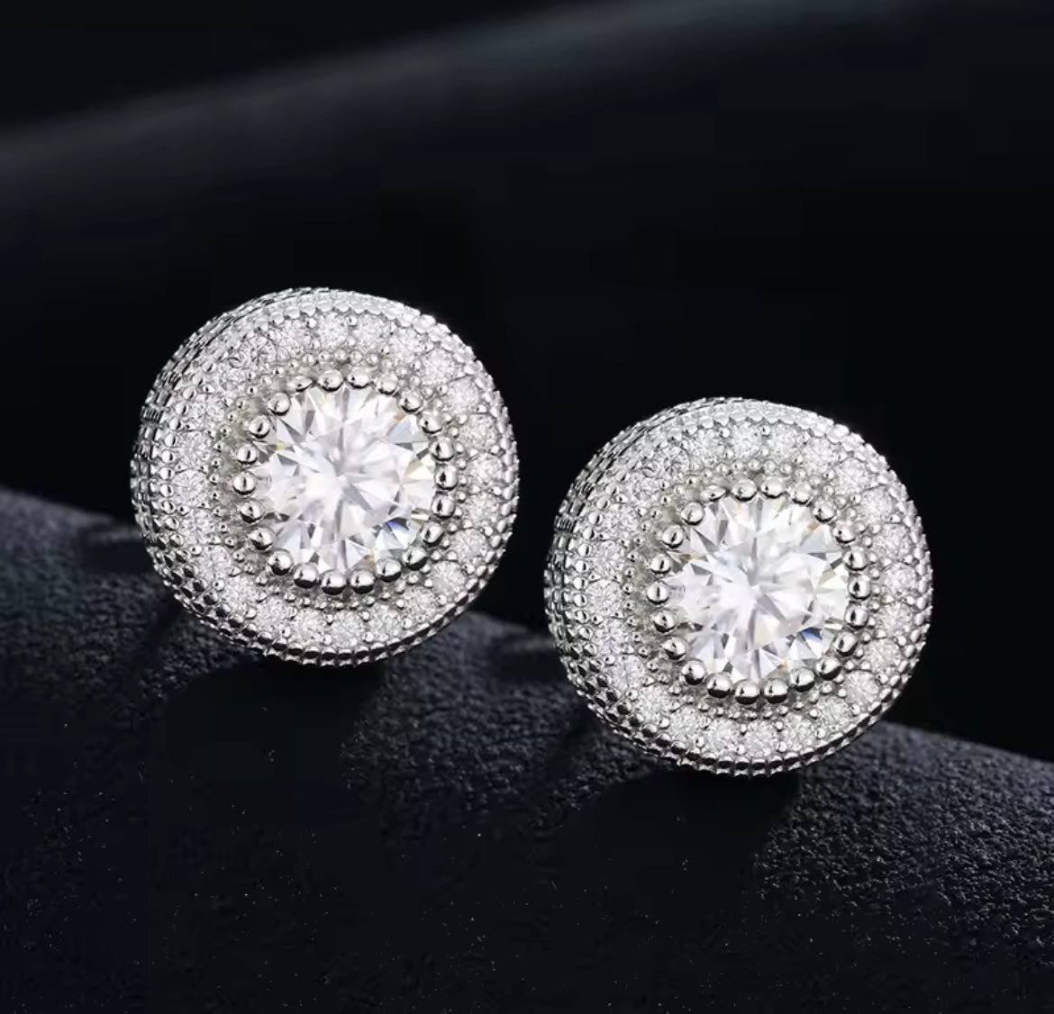Luxury Circle Stud Earrings