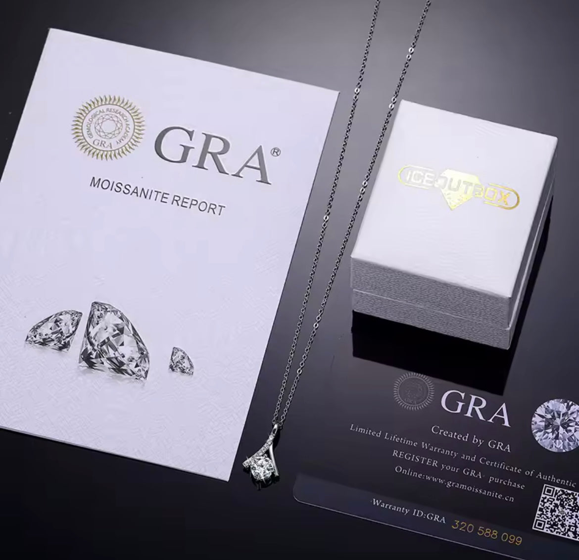 1 Carat Pendant Necklace