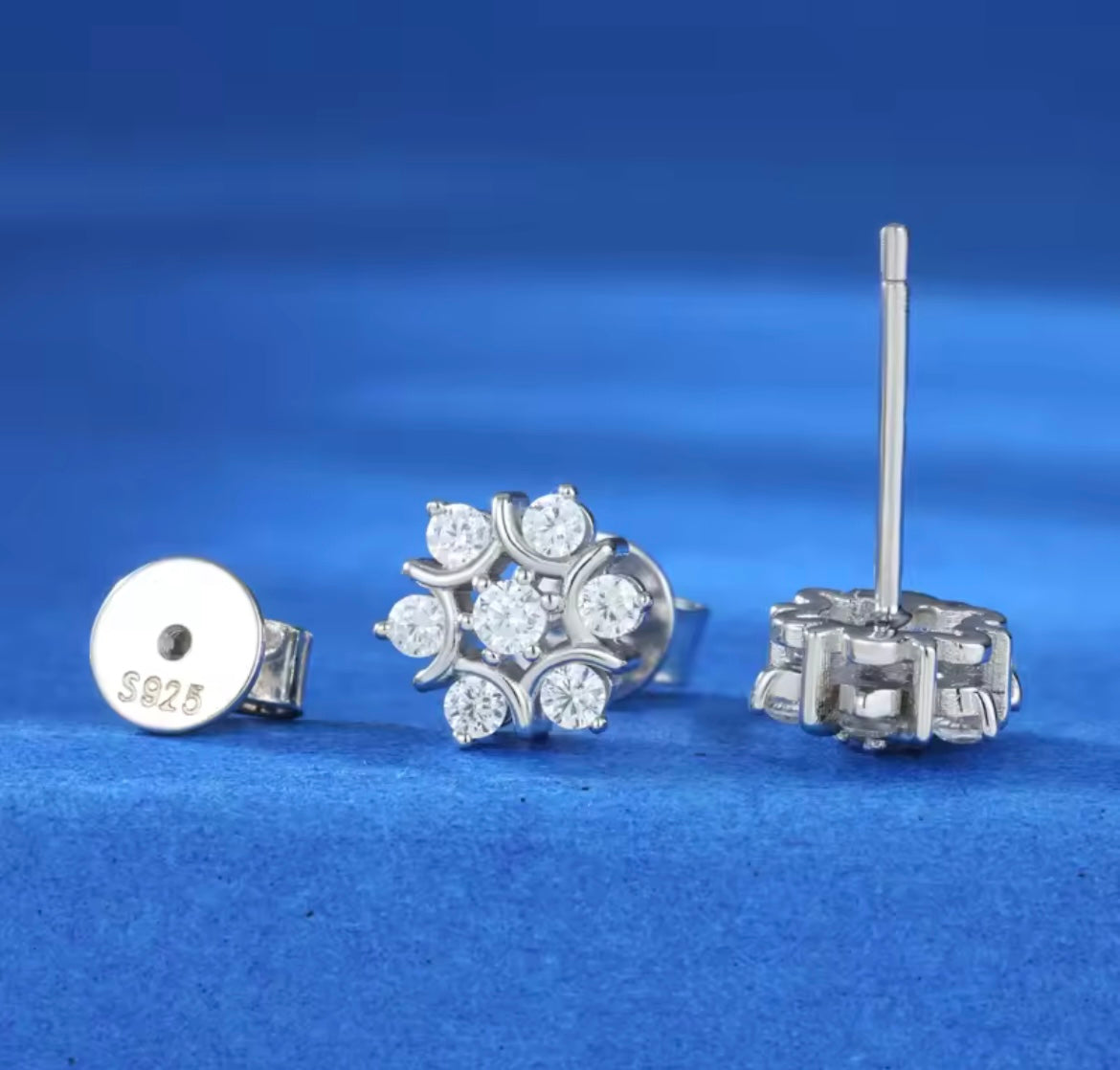 Snow Flower Stud Earrings